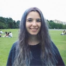 Özgü, Co-founder & Designer